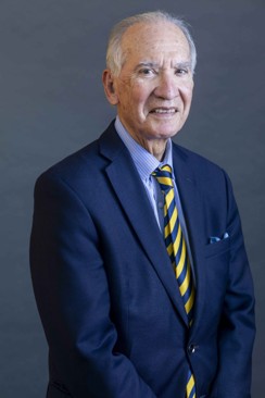 Mario Garcia Headshot