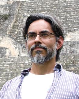 Gerardo Aldana headshot